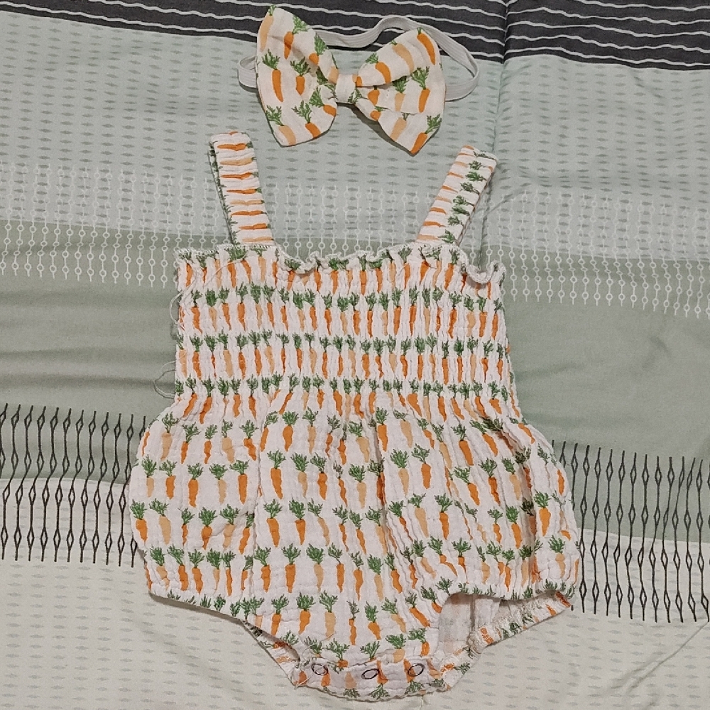 Carrot Print Baby Romper with Bow